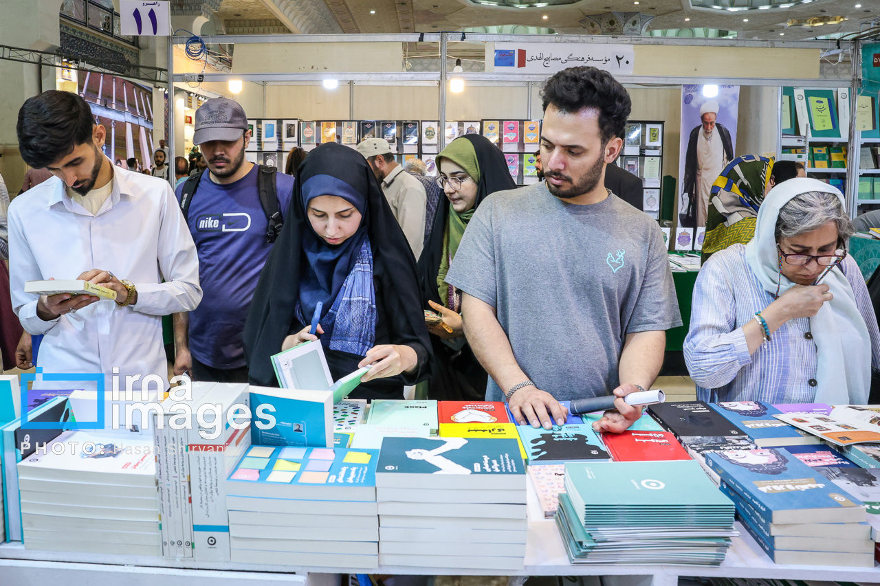 هفتمین نمایشگاه مجازی کتاب تهران، آغاز فعالیت نمایشگاه کتاب تهران ۲۶ اردیبهشت، تعداد ناشران نمایشگاه مجازی کتاب، خرید آنلاین کتاب از نمایشگاه، بزرگترین رویداد کتاب آنلاین ایران